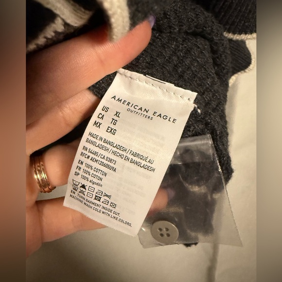 American Eagle Long Sleeve Tipped Waffle Grey and White Sweater Polo Cardigan XL - Picture 9 of 9